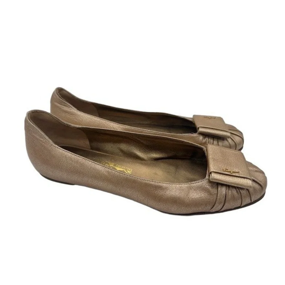 Salvatore Ferragamo Ballet Flats Women's Size 10 Gold Gancini Bow Shoes